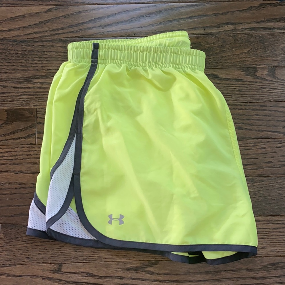 Underamour running shorts